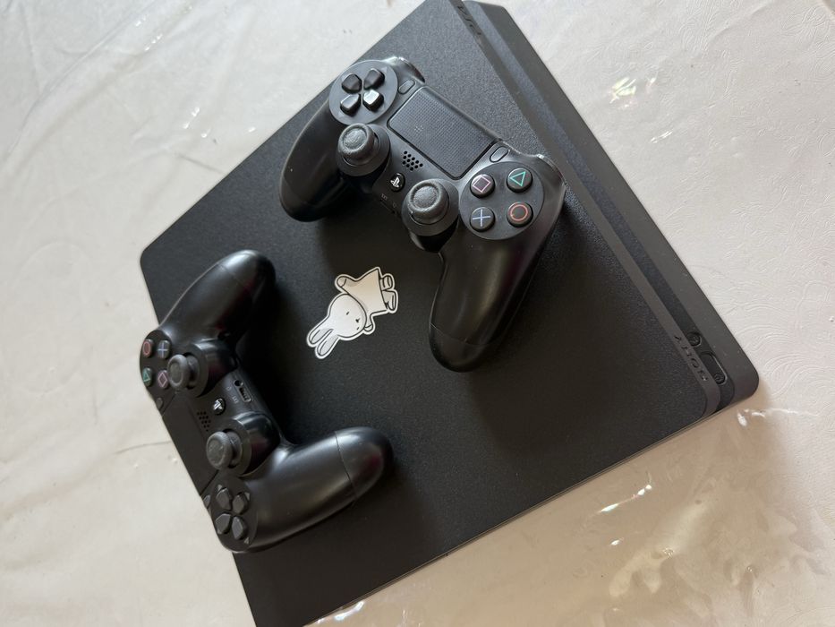 Play Station 4 Slim 500 GB