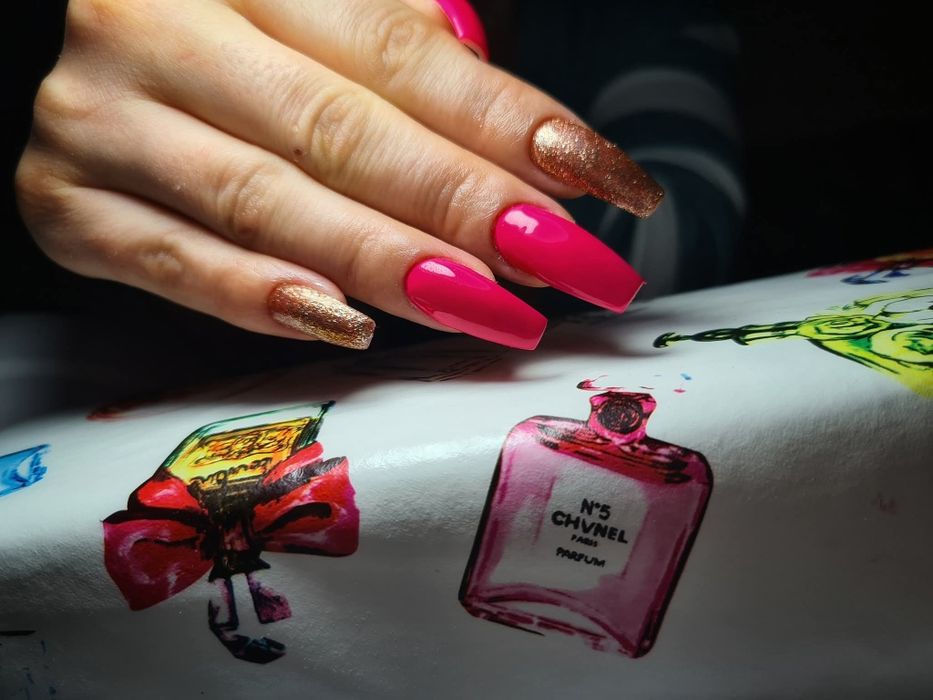 Unghii semi/gel Militari Residence