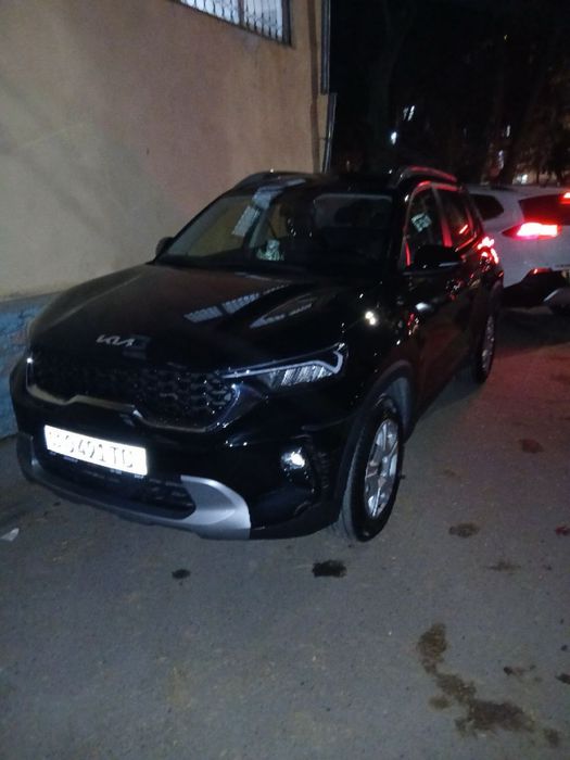 продоется Kia Sonet 2 поз