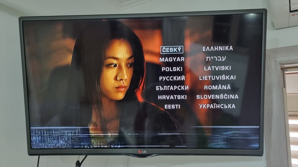 Sony blu-ray disc ,/ dvd player  slim ,perfect