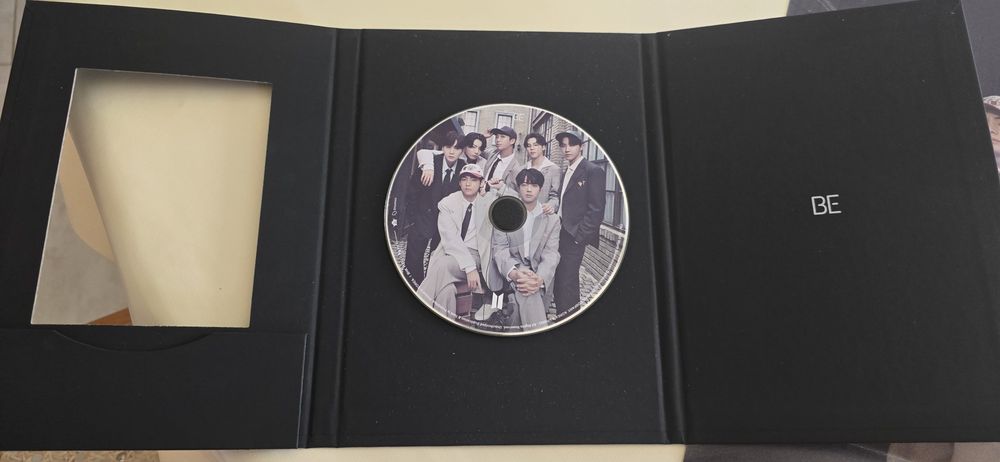 Album BE trupa Bts