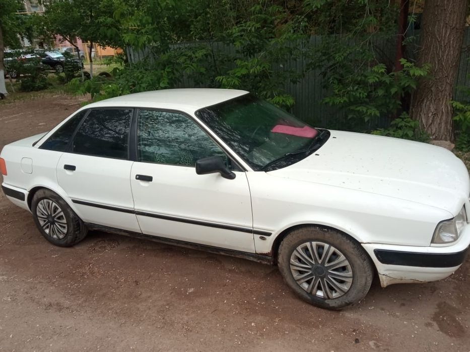 Продам Audi 80 B4