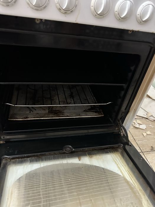 Продам электроплиту Гефест б/у