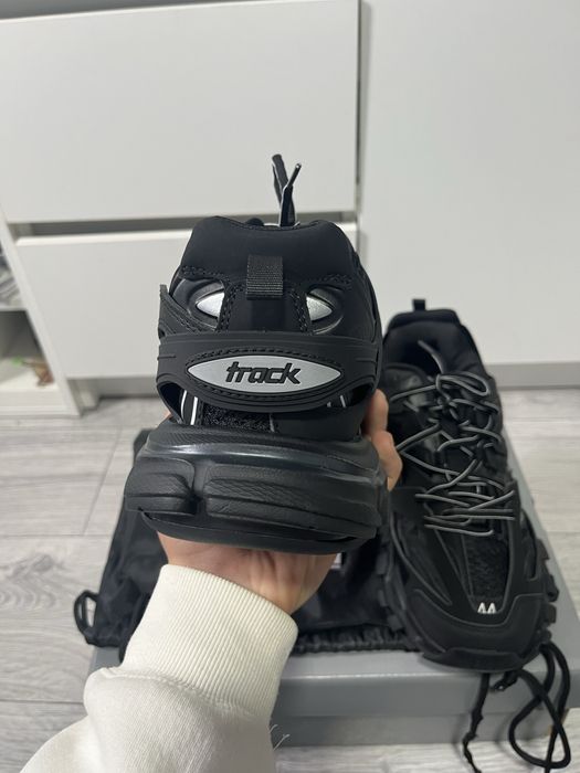 Balenciaga track negrii