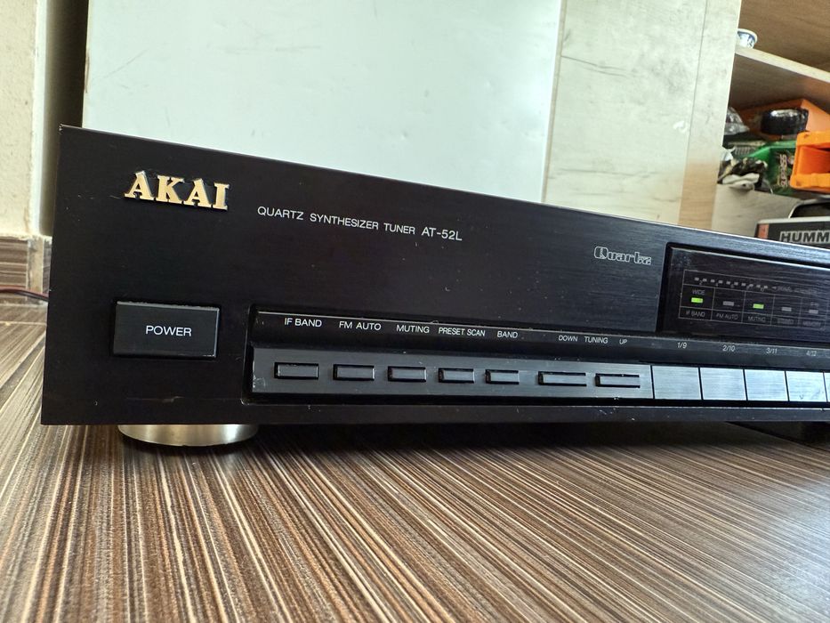 Akai AT-52L Тунер