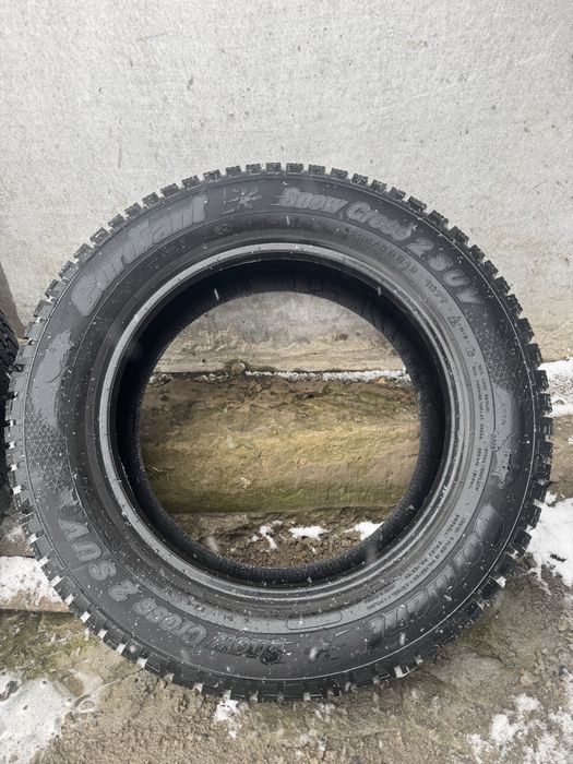 Продам зимние шины Cordiant R18