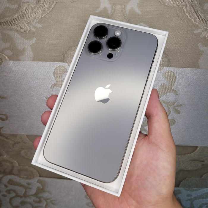 IPhone 15 Pro Max 256 GB