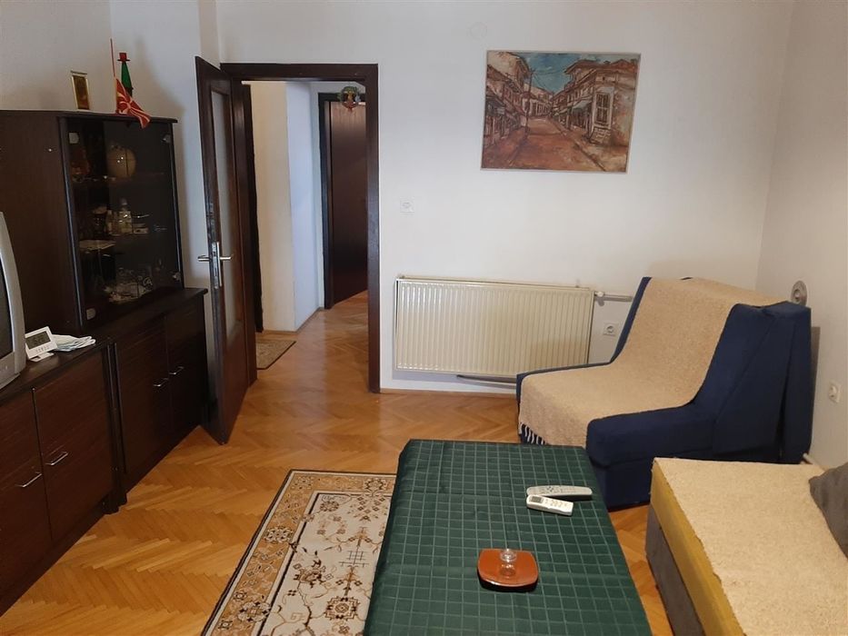 Продава се Тристаен апартамент в София, Хиподрума - 87 кв.м за 2815 €/кв.м - Снимка #2