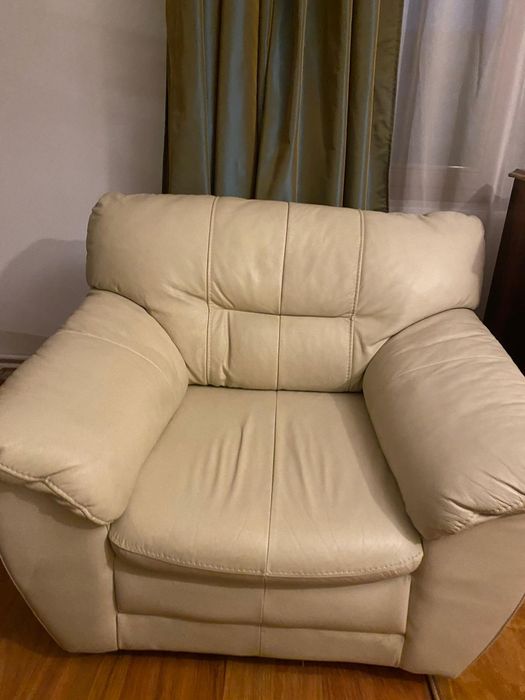 Canapea si fotolii piele naturala  crem bej alba