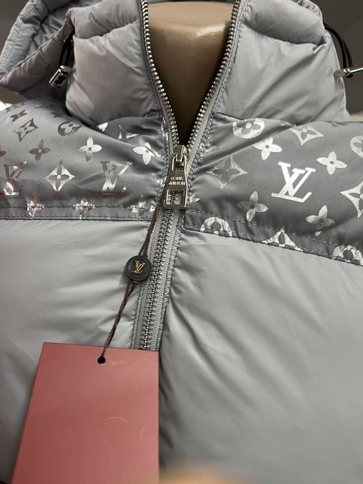 Geaca Lv introdusa la noi in magazin!!