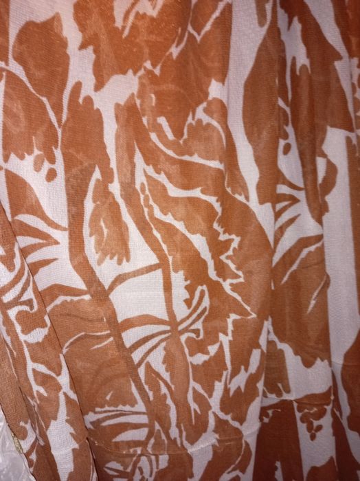 Продам тюль 4 *230 см, шторы 310*280 см