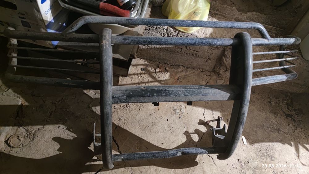 Продам кенгурятник на митсубиси