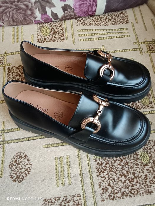 Туфли лоферы 37 р