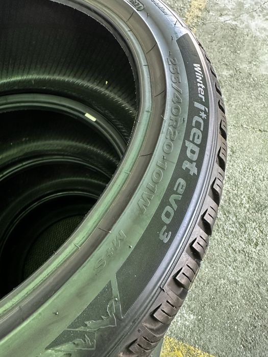 Set 255/40 R20 101W XL - Hankook Winter I Cept Evo 3 M+S Oferta