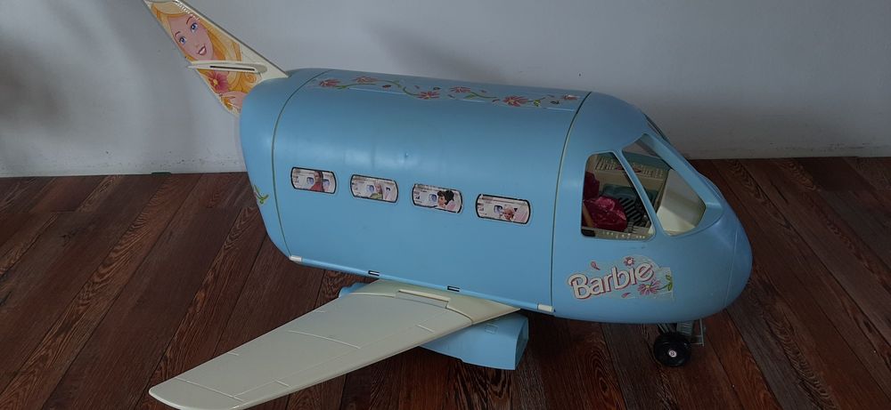 Avion barbie deosebit interactiv