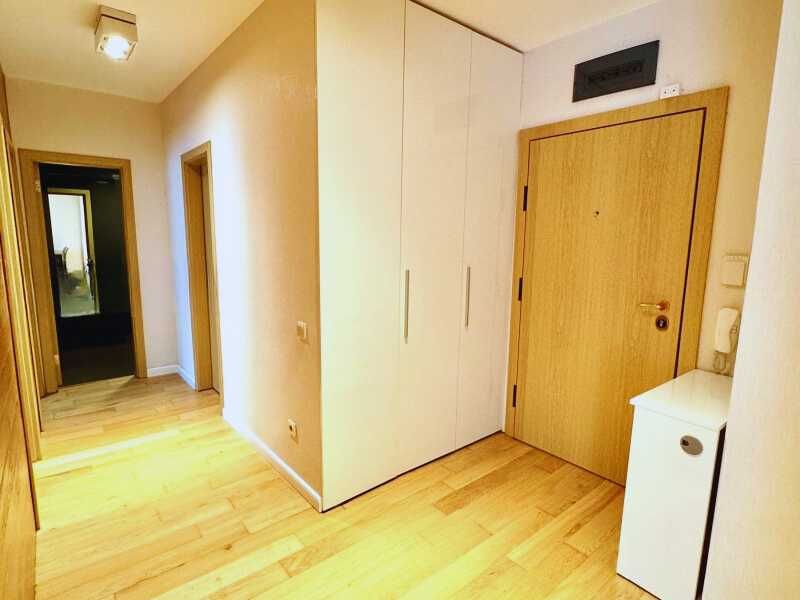 Дава се под наем Тристаен апартамент в София, Витоша - 109 кв.м за 1224 € - Снимка #11