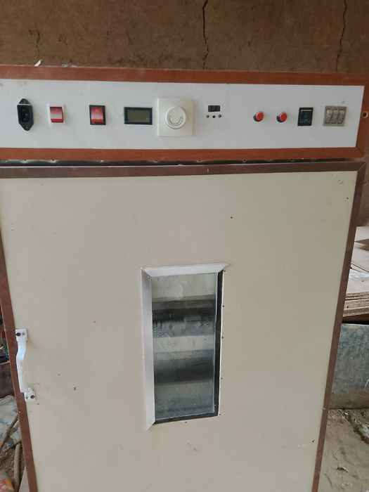 Inqubator hajmi 1000 tuxum