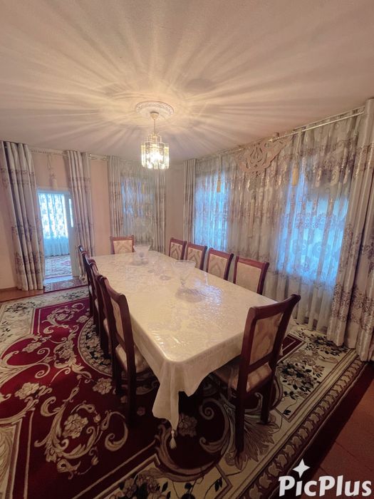 Уй Байткургон / Дом