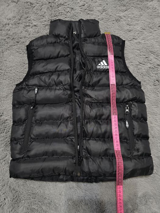 Vesta adidas 8-9 ani
