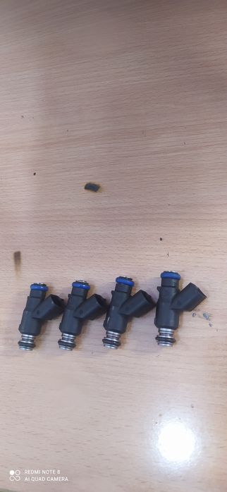 Lada Injektor  sotiladi