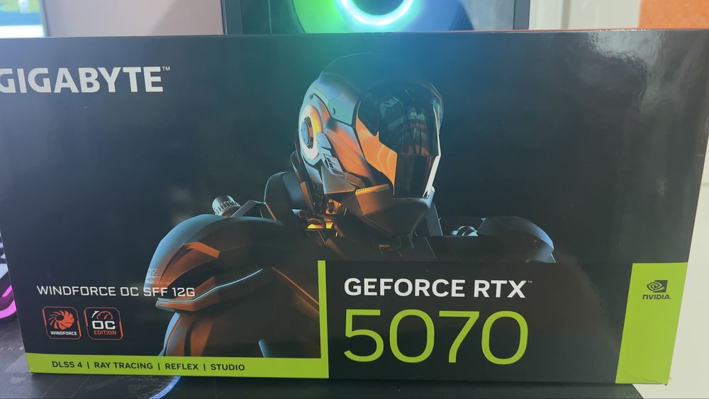 Продава се: RTX 5070 Gigabyte Windforce OC SFF 12GB