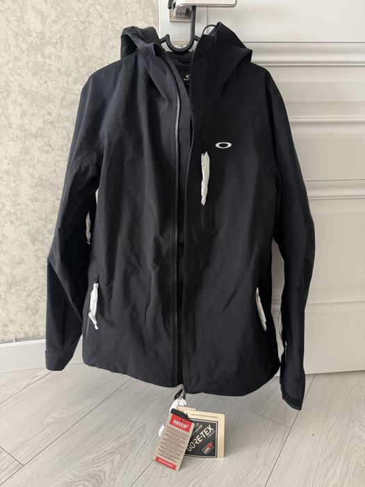 Горнолыжная одежда, Шлем, Балаклава, Перчатки - OAKLEY