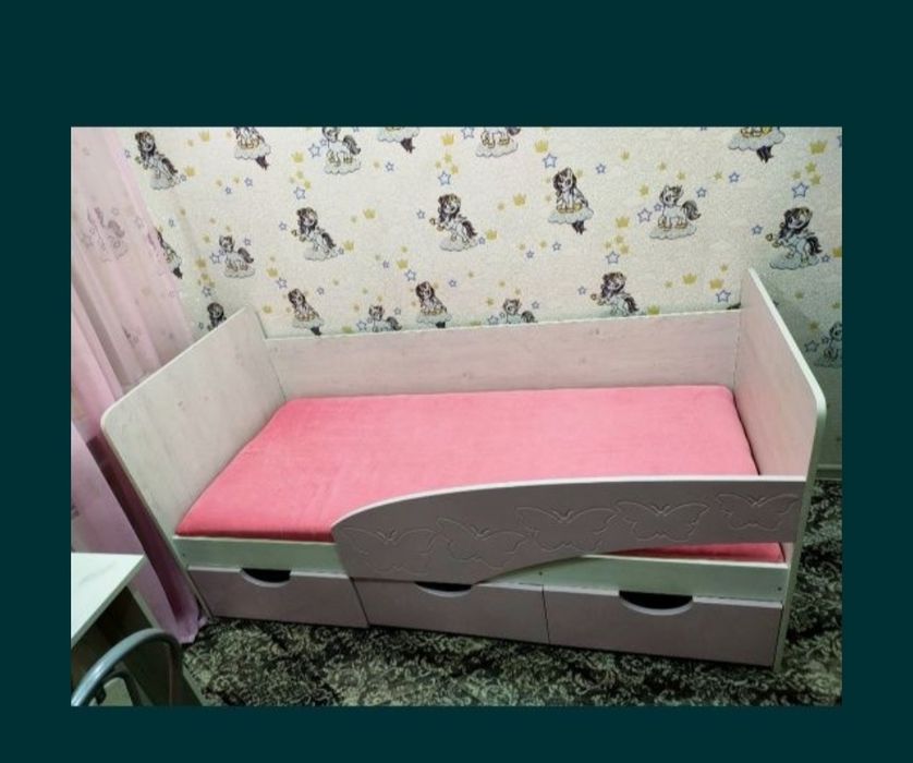 Продам детскую кровать, цена 30.000тг.