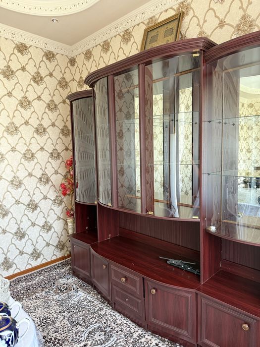 Мебель стенка сотилади холати зор