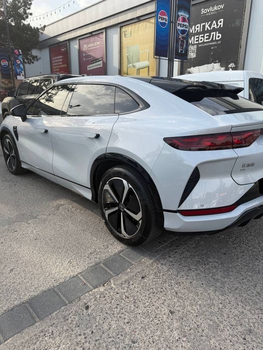 Продается BYD Song L