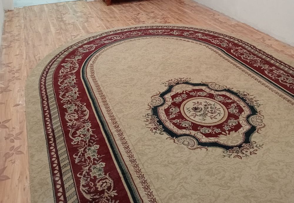 Продается ковер шерстяной