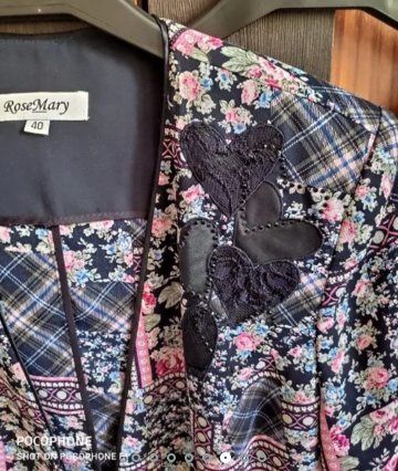 Женский костюм тройка.