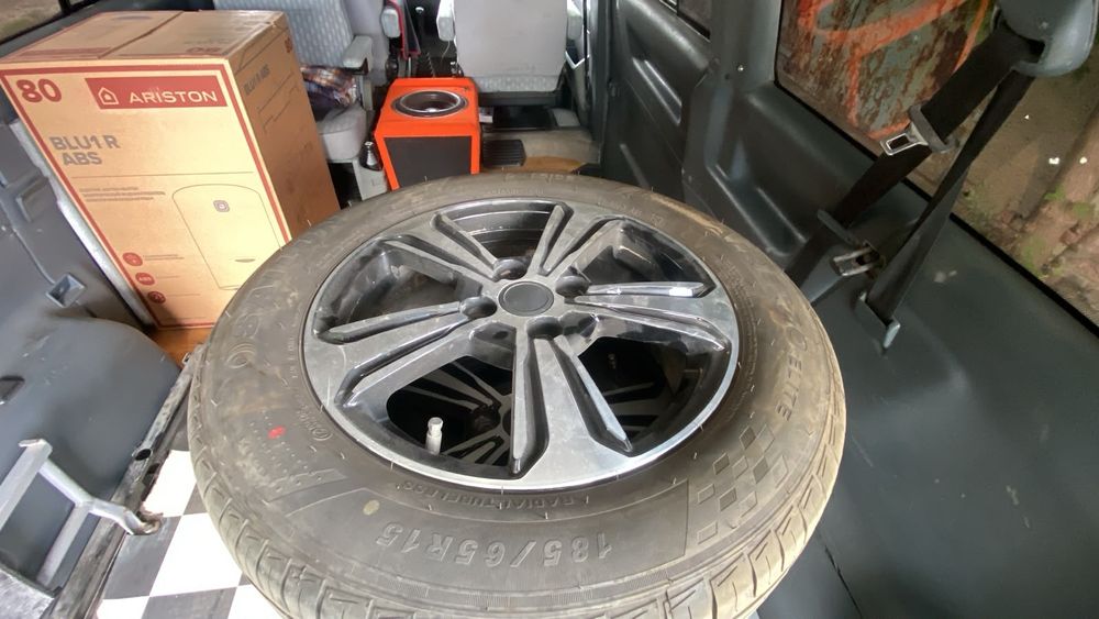 Продам диски с резиной