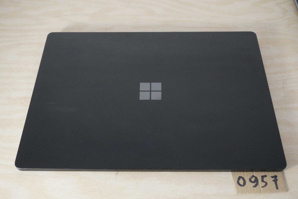 1y Гаранция! Нов! Microsoft Surface Laptop 4 13.5' - i7 1185g7/Ryzen 5 4680U, 16GB RAM, 256GB NVMe, QHD 2256 x 1504px PixelSense, ДДС