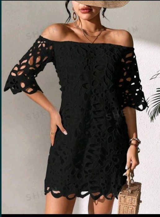 Официална .рокля с дантела