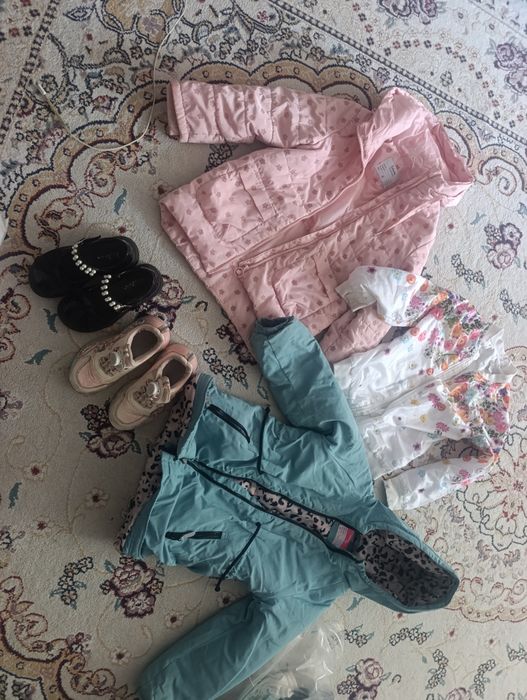 Куртка для девочки 6-7лет
