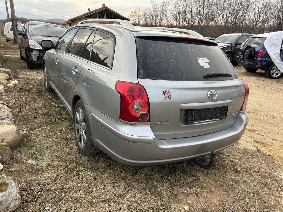 Toyota Avensis Тойота Авенсис 2.2 177кс на части!