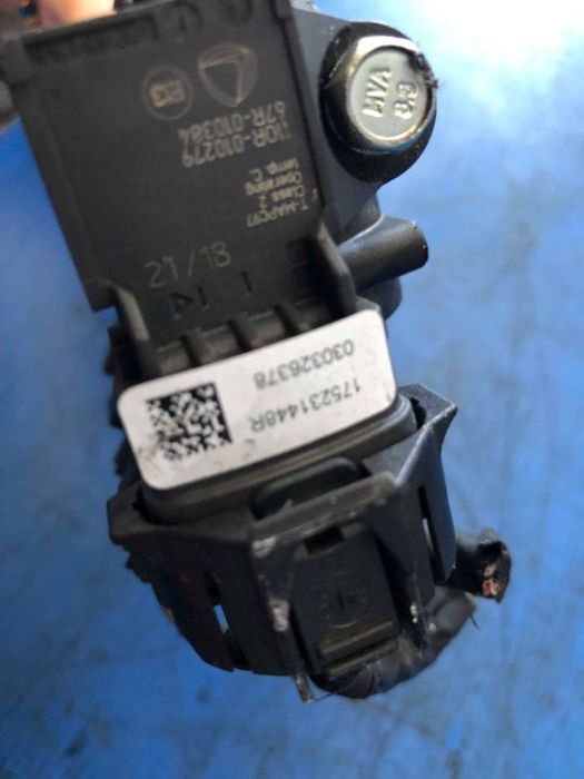 rampa injectoare  0,9 b renault clio 4 h4b 2012-2019