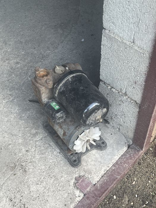 Водяной насос,продам