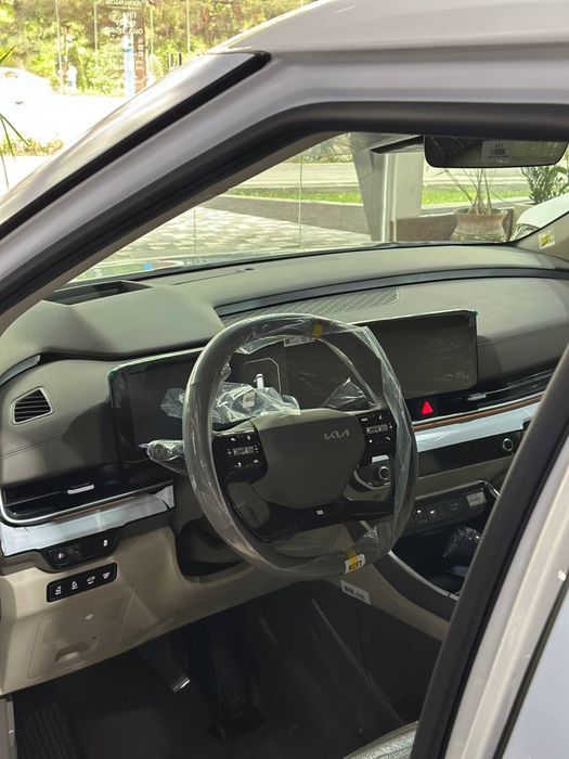 New Kia Carnival Hybrid на заказ