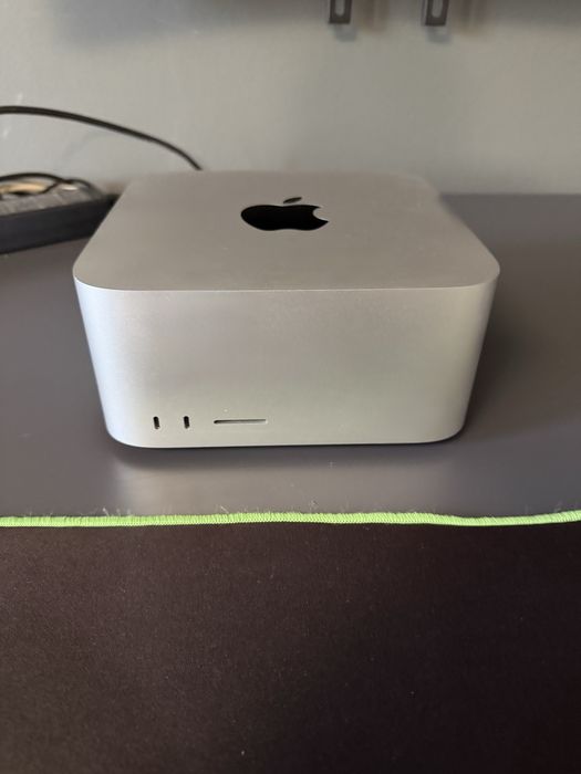Mac studio m4 max