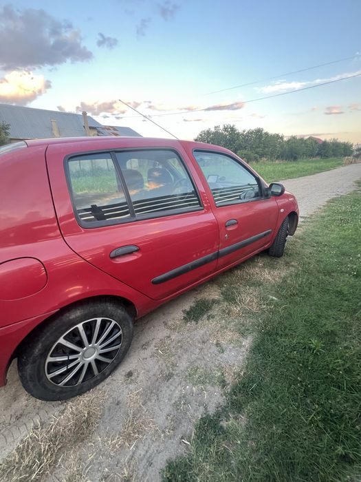 RENAULT Clio 2005 — imagine 4
