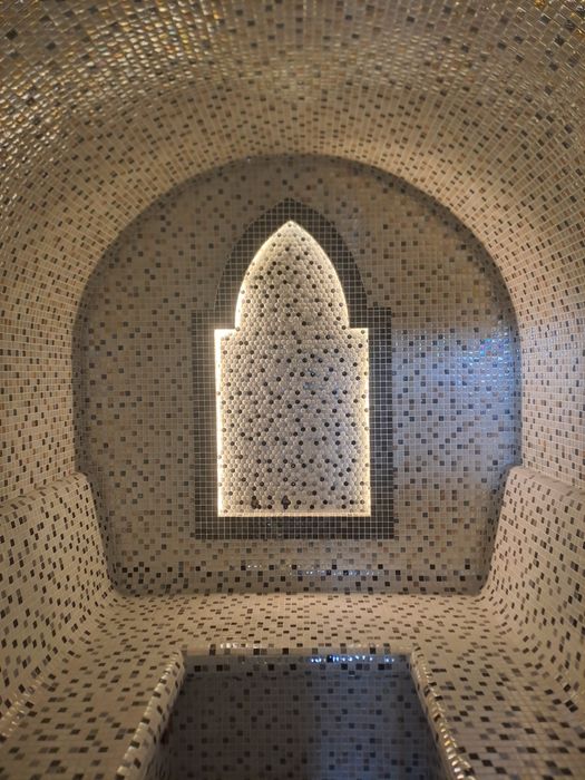 Бассейн строительства