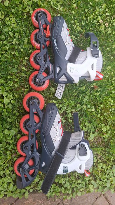 Role Copii Oxelo Fit 3 – Reglabile (Mărime 29-32) – Stare Foarte Bună