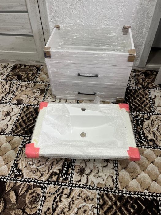 Продам раковину со шкафом