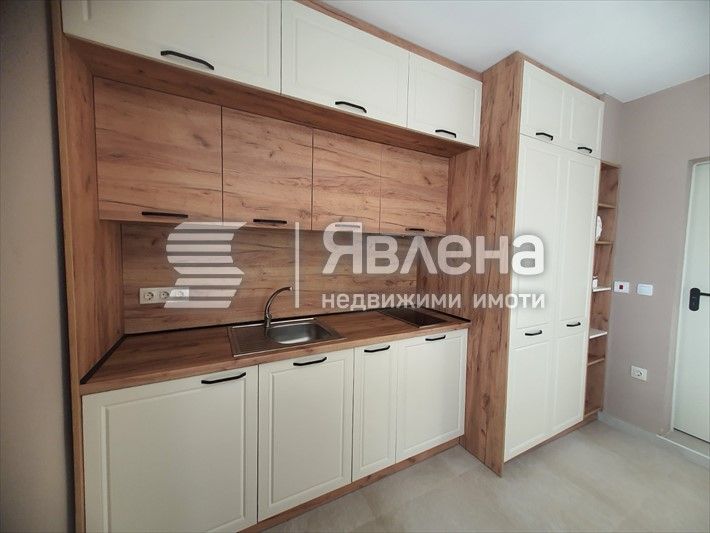 Продава се Двустаен апартамент в Ахтопол - 69 кв.м за 1885 €/кв.м - Снимка #6