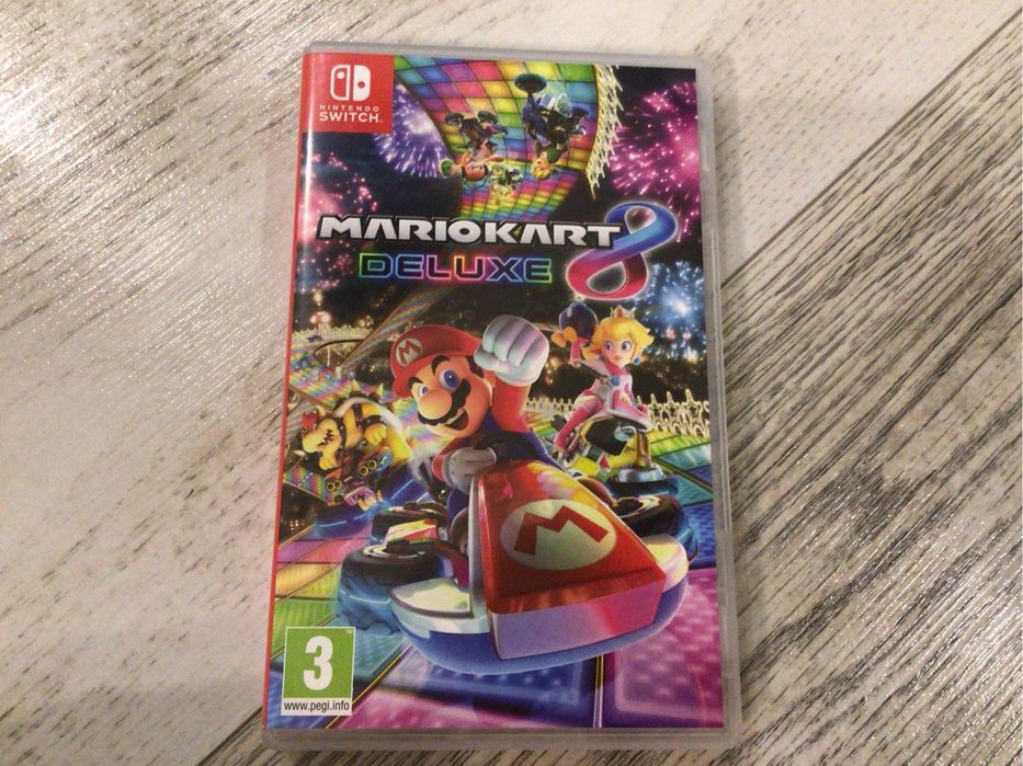 Mario Kart 8 Deluxe N.S. + Minecraft N.S. + Minecraft Legends Deluxe