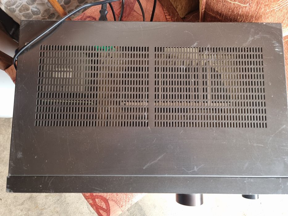 Усилвател Technics