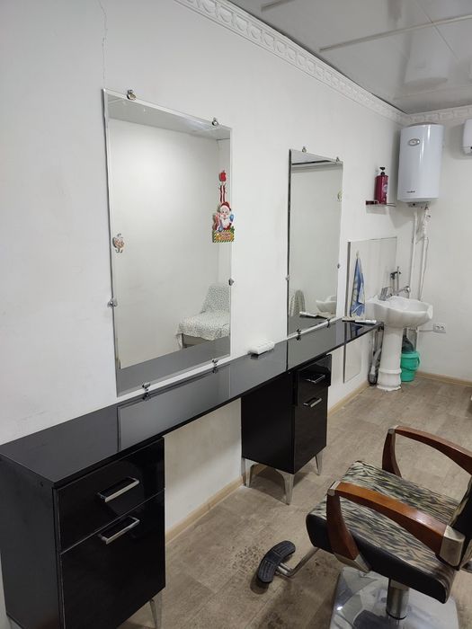 Продам мебель для муж. салона