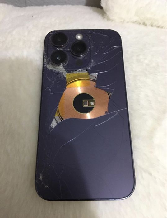 Продам айфон 14 про 256гб