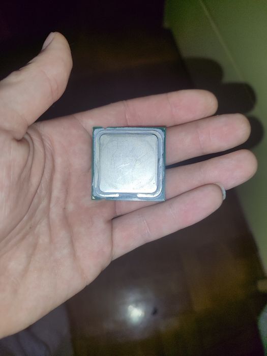 4 ядра 775 сокет.